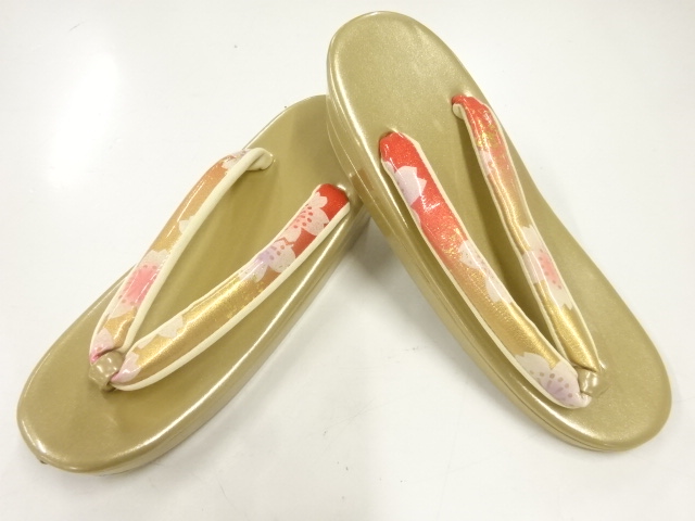 JAPANESE KIMONO / JAPANESE-STYLE ZORI (SIZE M)